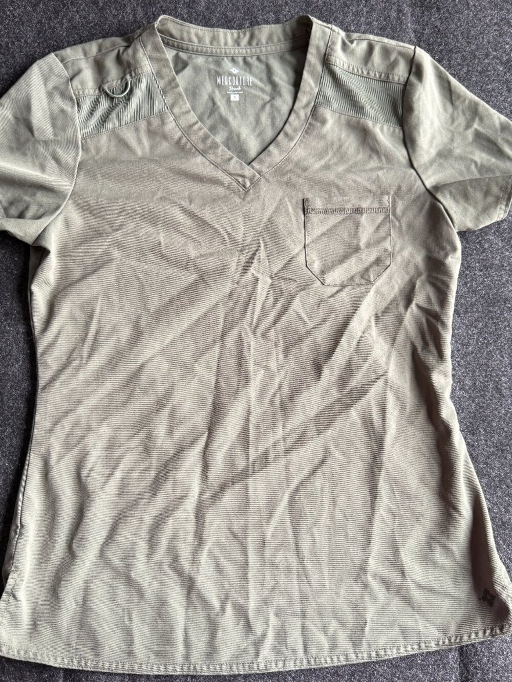 Med Couture Insight Olive Green Scrub Top Small